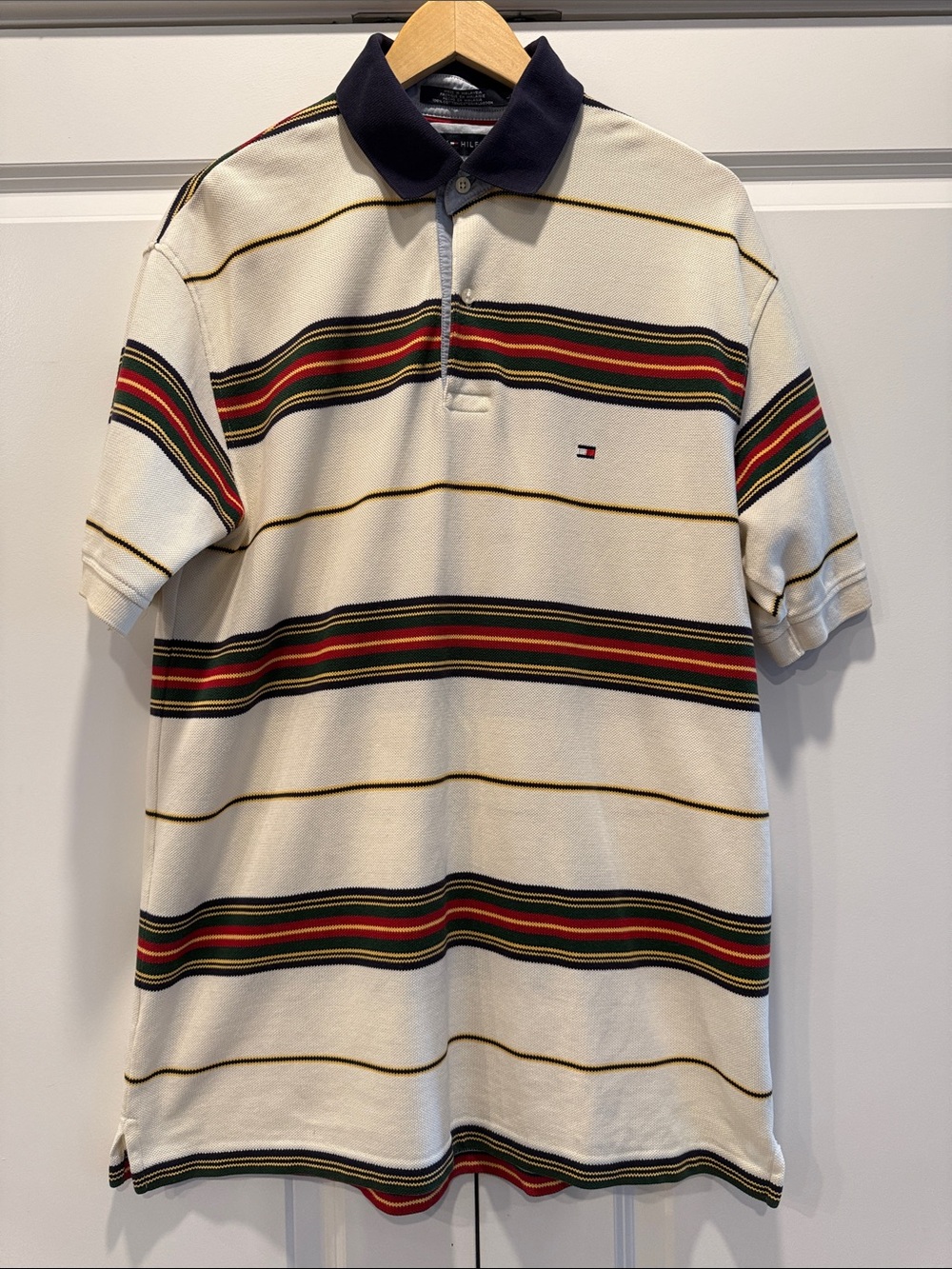 Vtg 90’s Tommy Hilfiger polo shirt